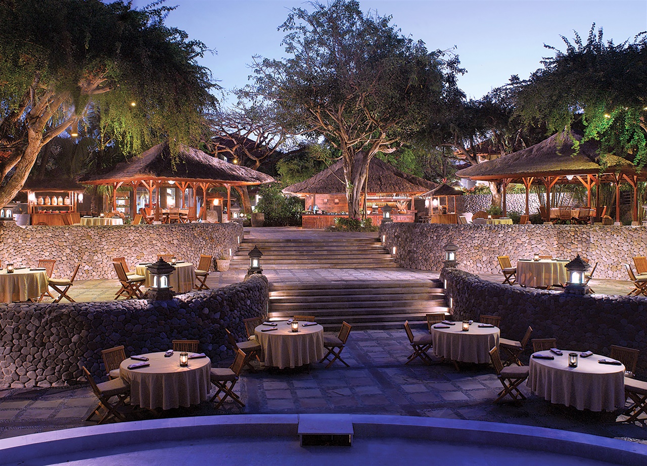 Feast for the Senses: A Culinary and Cultural Journey at Pasar Senggol Restaurant, Grand Hyatt Bali